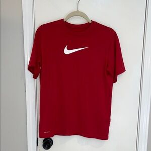 Nike Boy’s XL Red Short Sleeve Tee